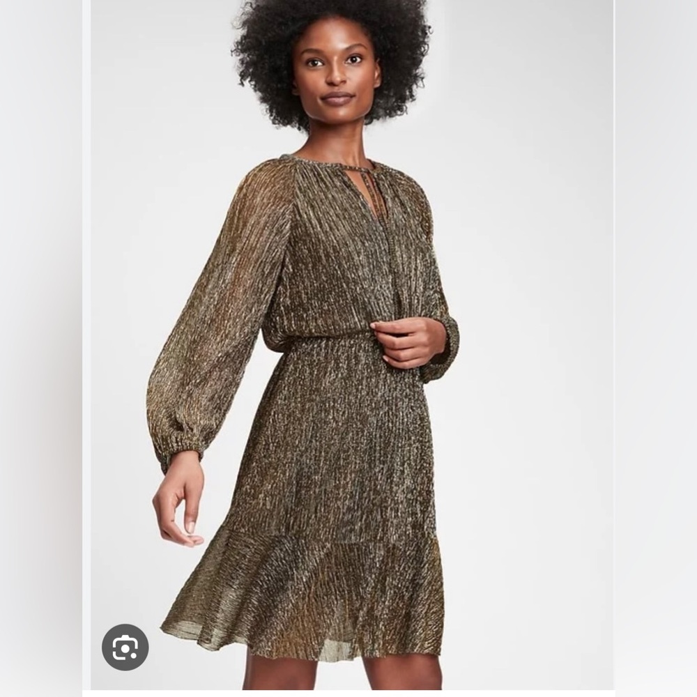 Gap metallic short dress size M petite
